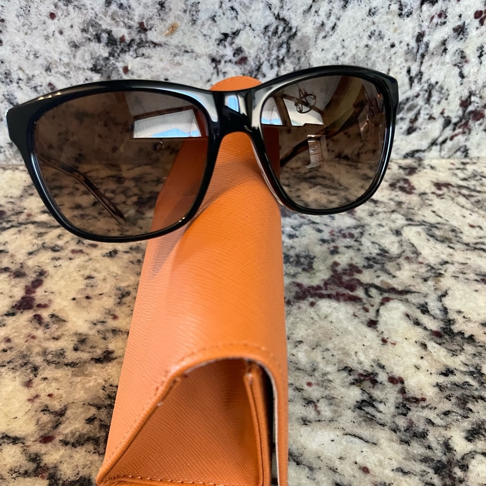 Tory Burch sunglasses - Picture 4 of 4